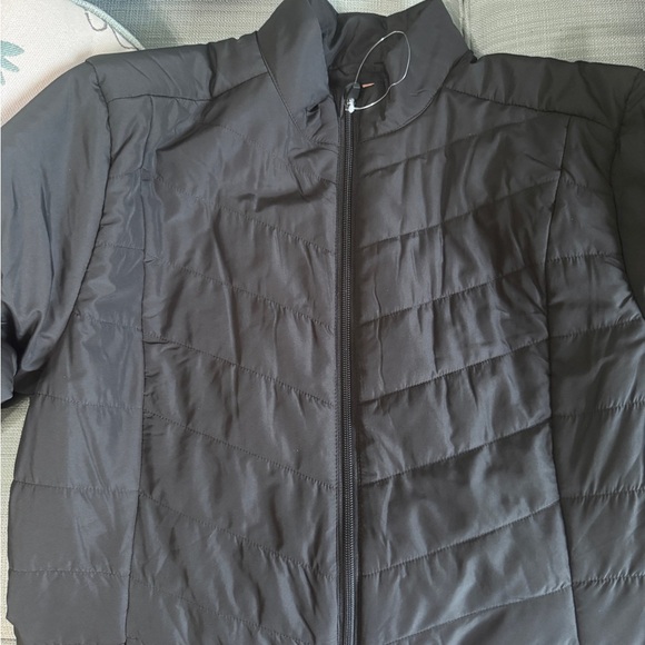 Ben Hogan Quilted Puffer Jacket NWOT | Women’s XL | Black + Warmth - Picture 8 of 9